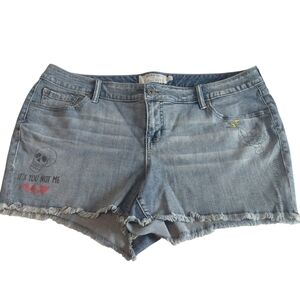 Torrid Light Blue Denim Jean Shorts with Graphic Details Size 18